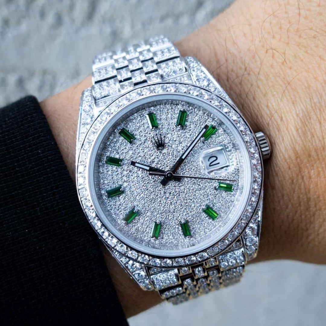 Rolex – Datejust 41 – Oystersteel – Jubilee – Perpetual Movement – Custom Diamond Set – “Covert” Dial with Green Indexes