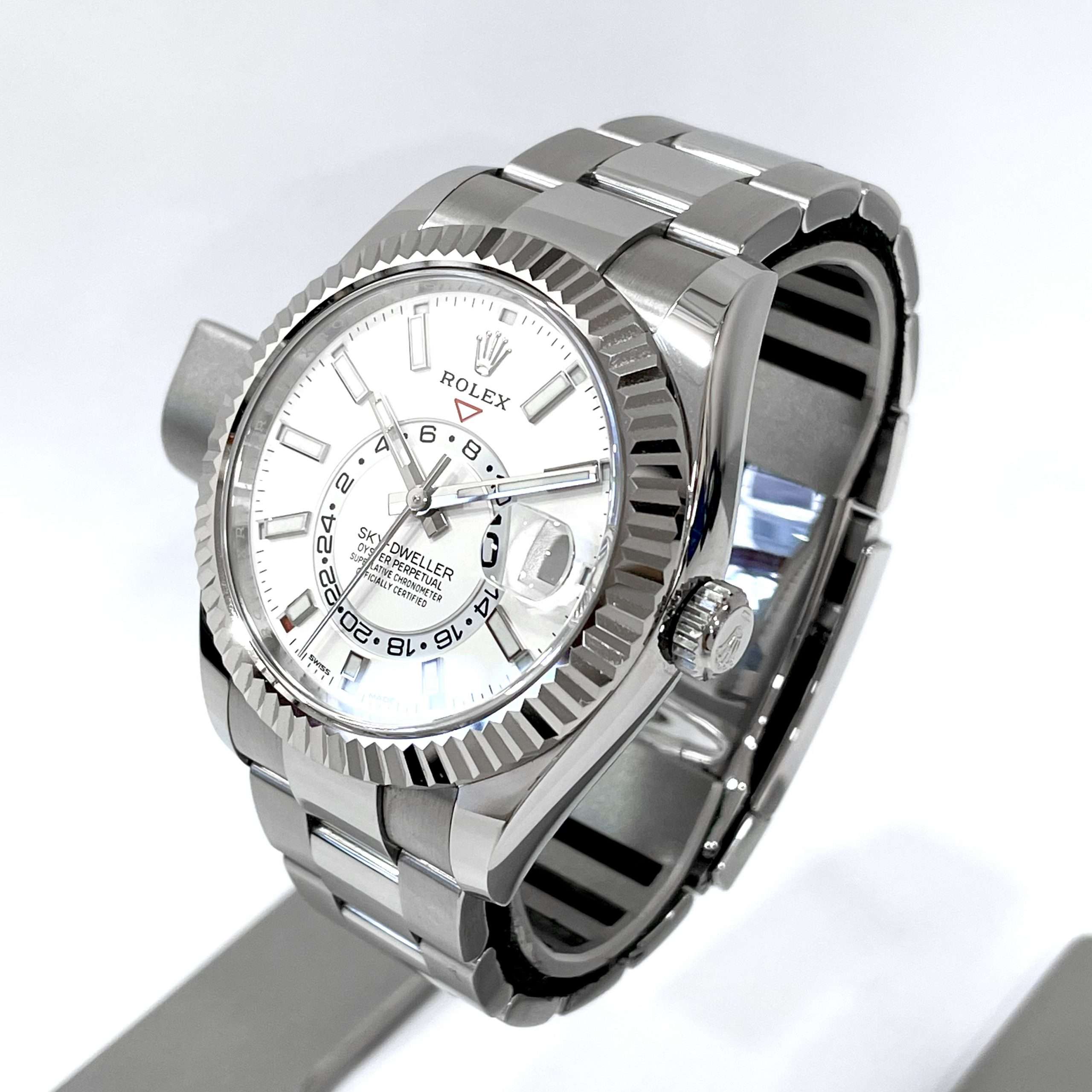 RolexSky-Dweller tcr-439 0