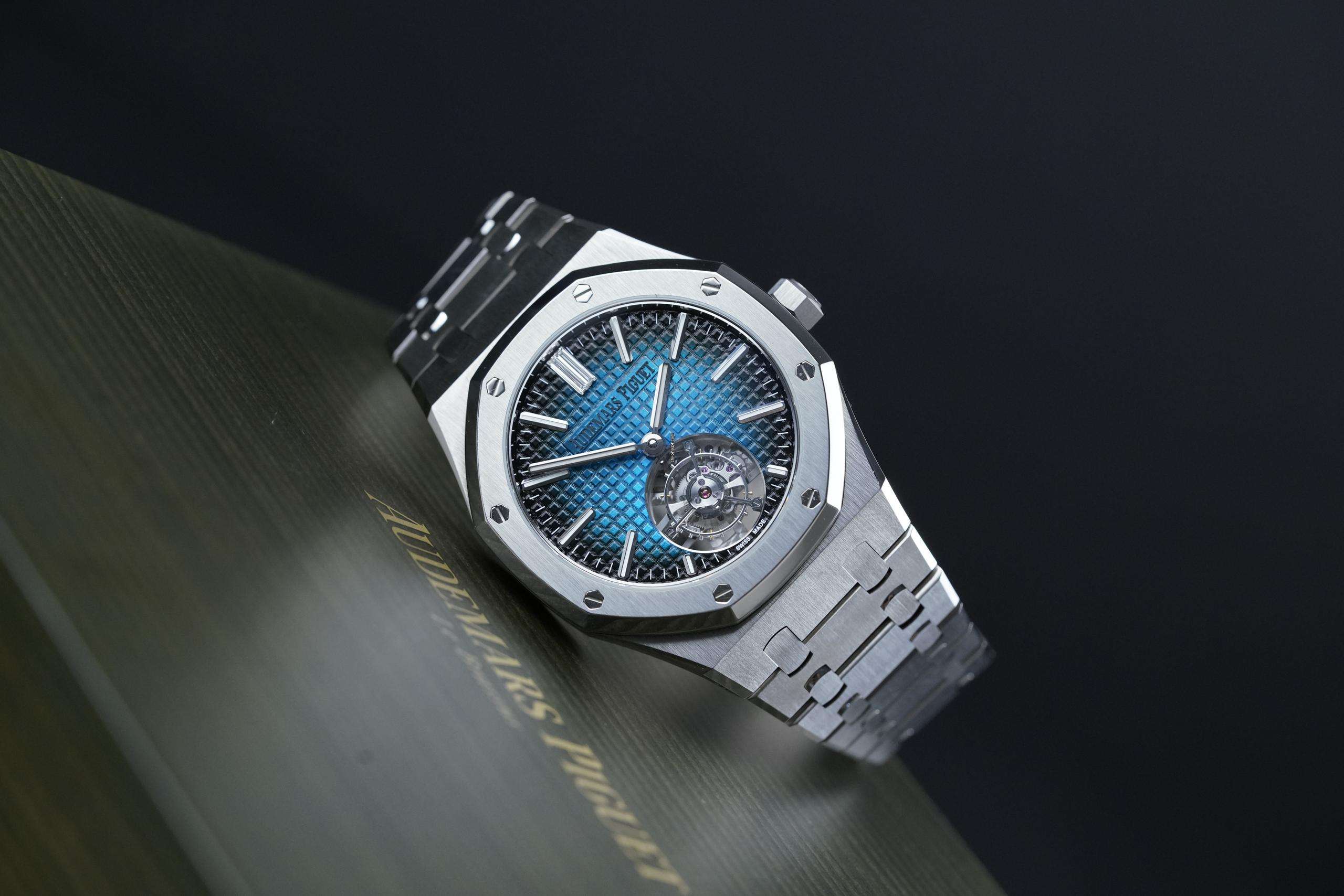 Audemars PiguetRoyal Oak rws-219 1