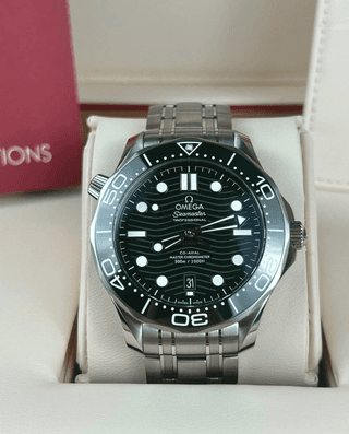 Omega Seamaster Diver 300 M Green Dial- 