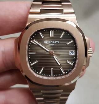 PATEK PHILIPPE NAUTILUS  ROSE GOLD 2021