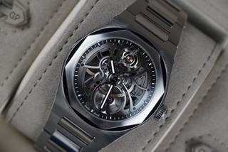 Girard Perregaux Laureato 