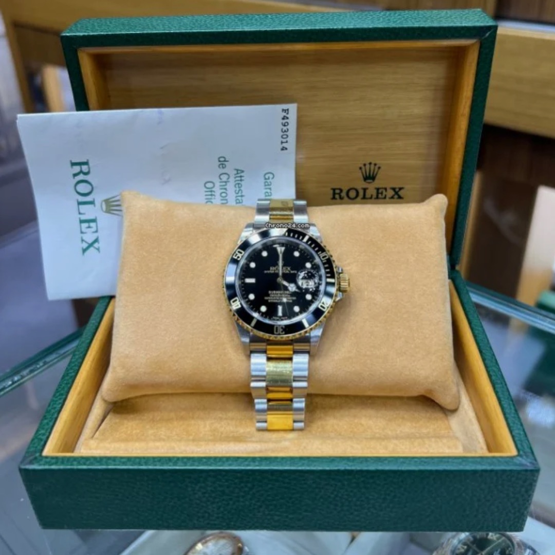 Rolex Submariner Date