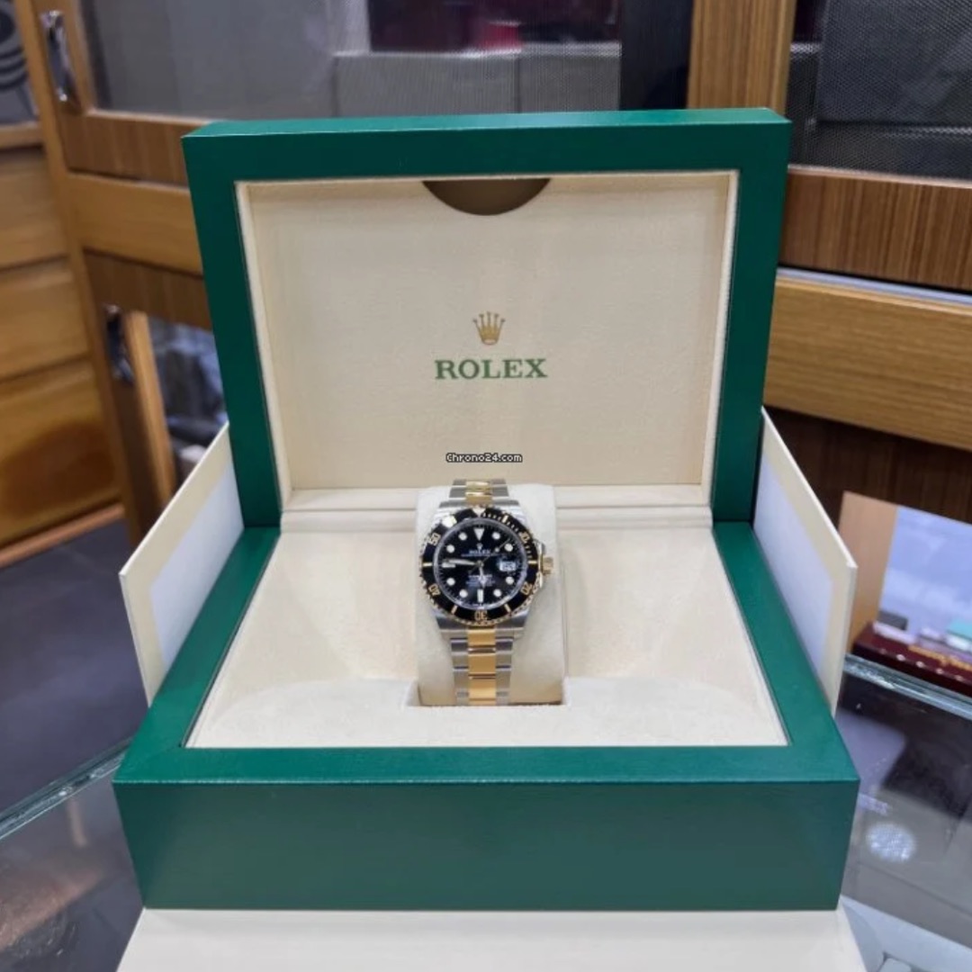 Rolex Submariner Date