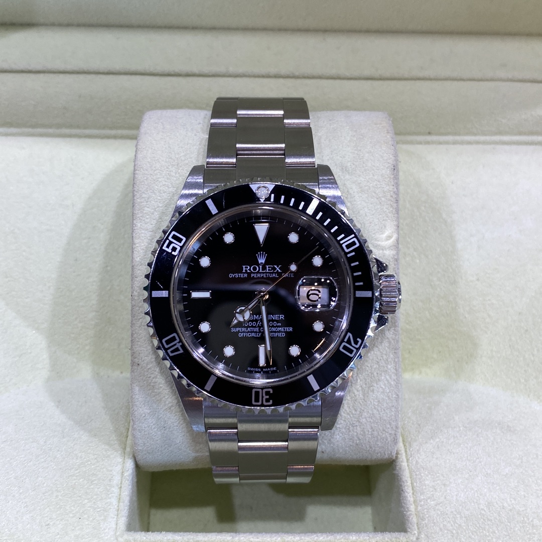 Rolex Submariner Date 40mm Ref:16610t