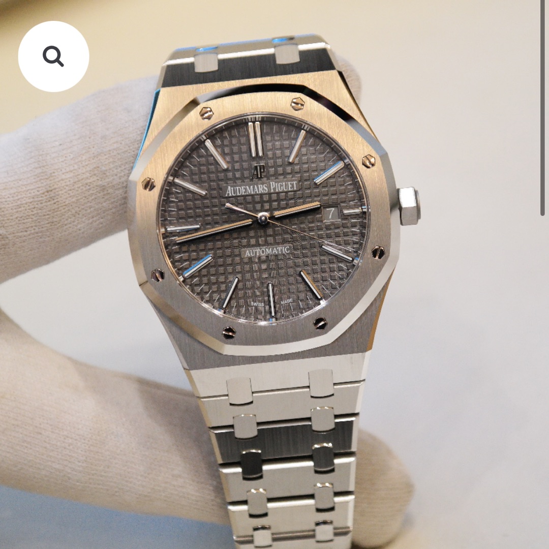 PRE-OWNED AUDEMARS PIGUET ROYAL OAK