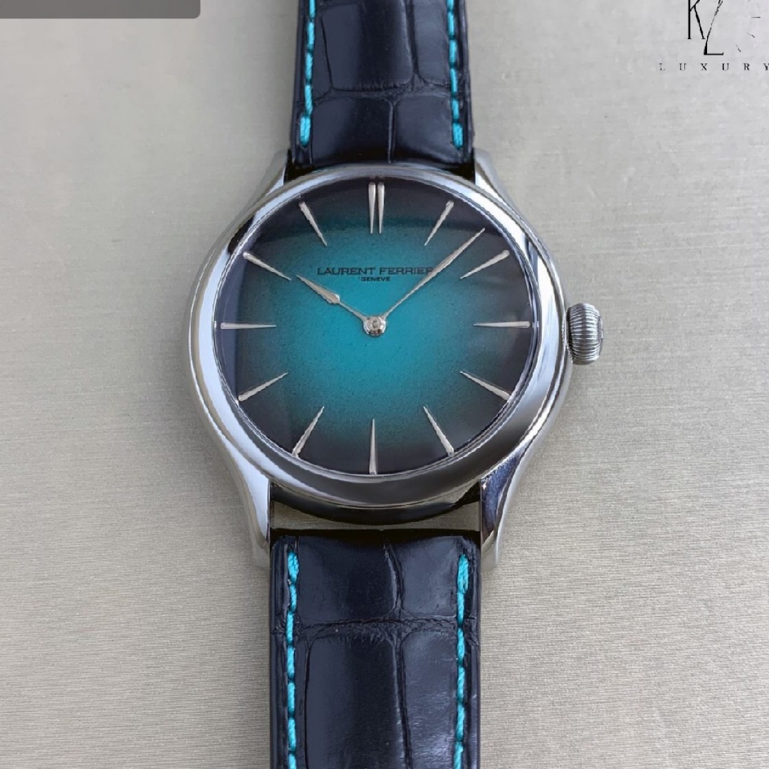 Laurent Ferrier Classic VII UAE