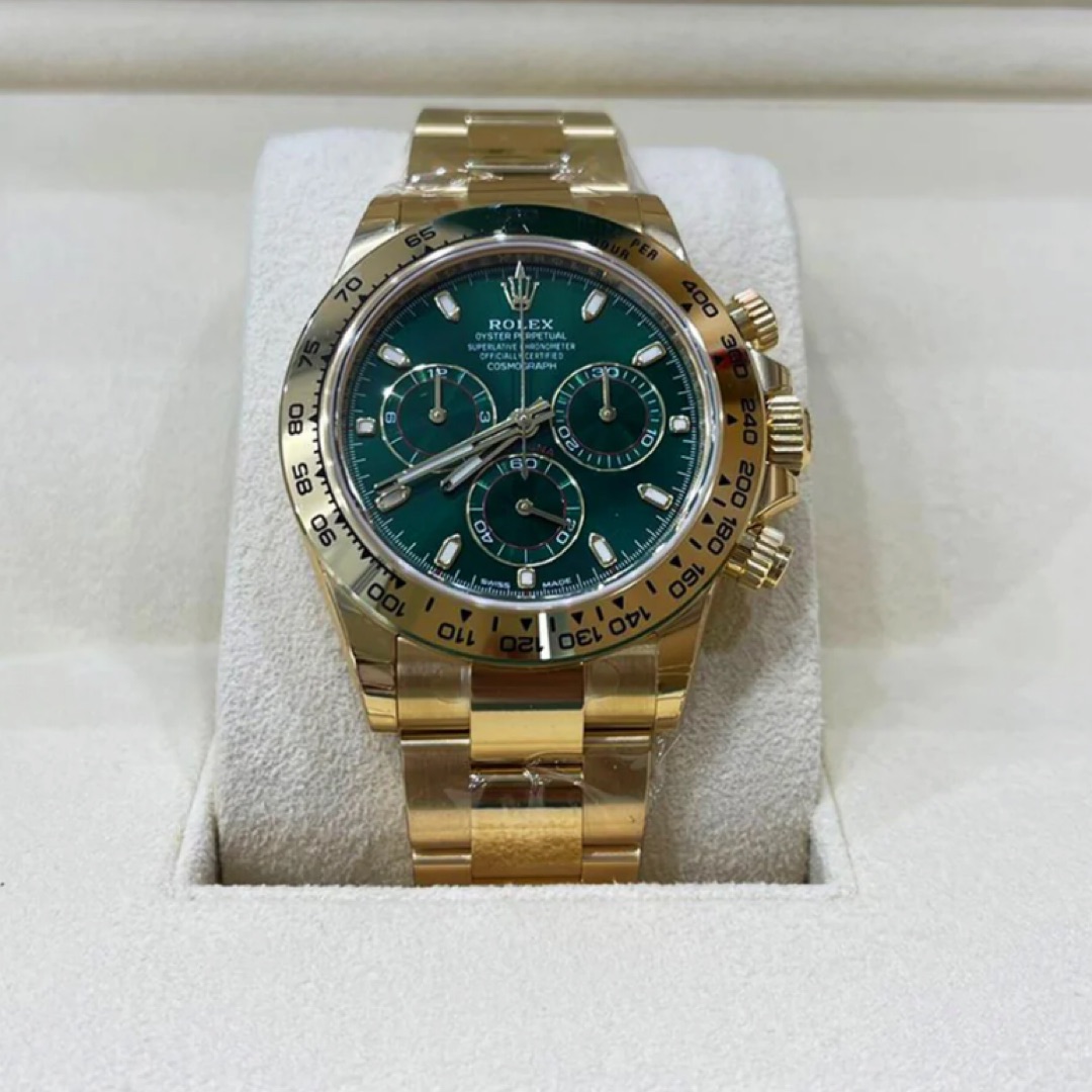 Rolex Daytona 40 - Green Dial