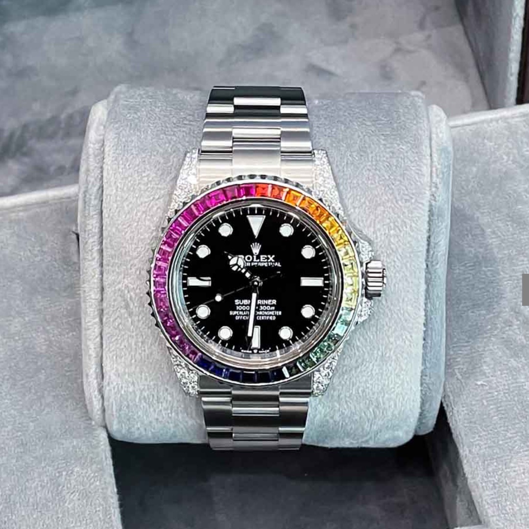 Rolex – Submariner – 41 mm – Oystersteel – Oyster – Black Dial – Custom Diamond-Set – “Rainbow” Bezel
