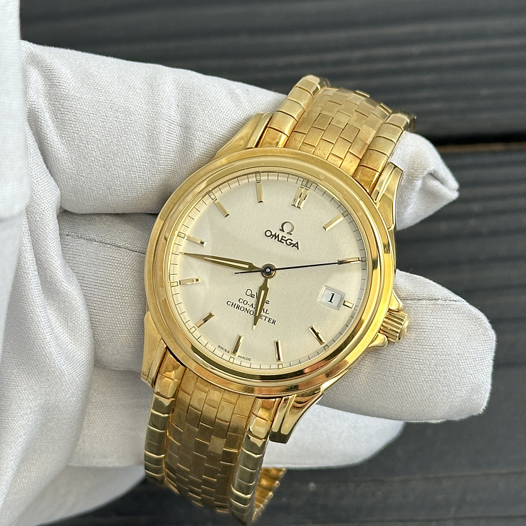 OMEGA DE VILLE