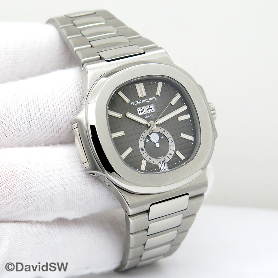 Patek Philippe Nautilus 