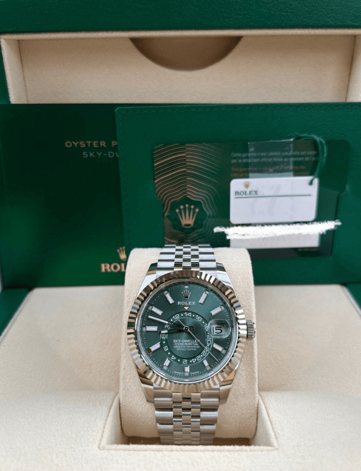 RolexSky-Dweller akz-587 