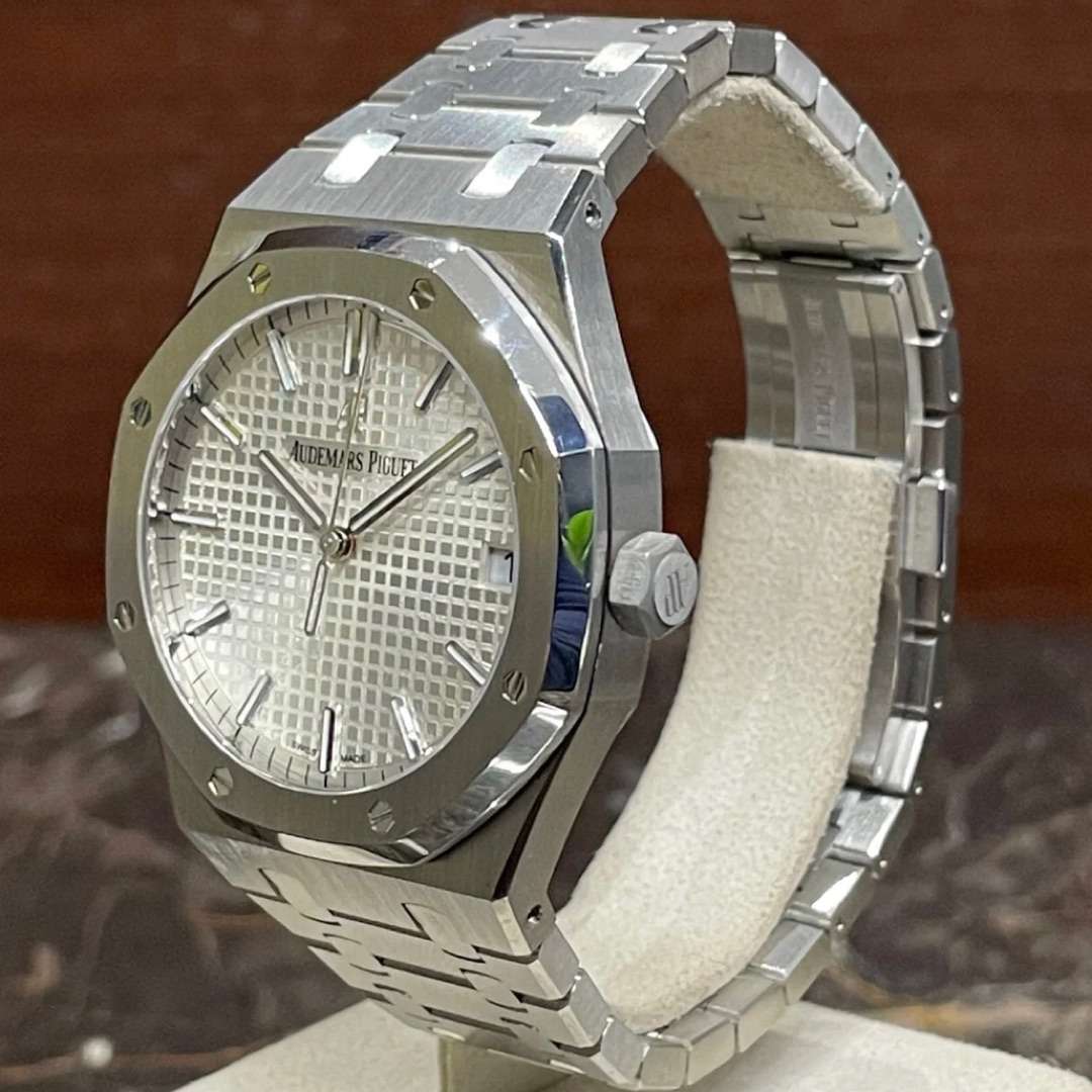 Audemars PiguetRoyal Oak hvm-543 2 Audemars PiguetRoyal Oak hvm-543 2