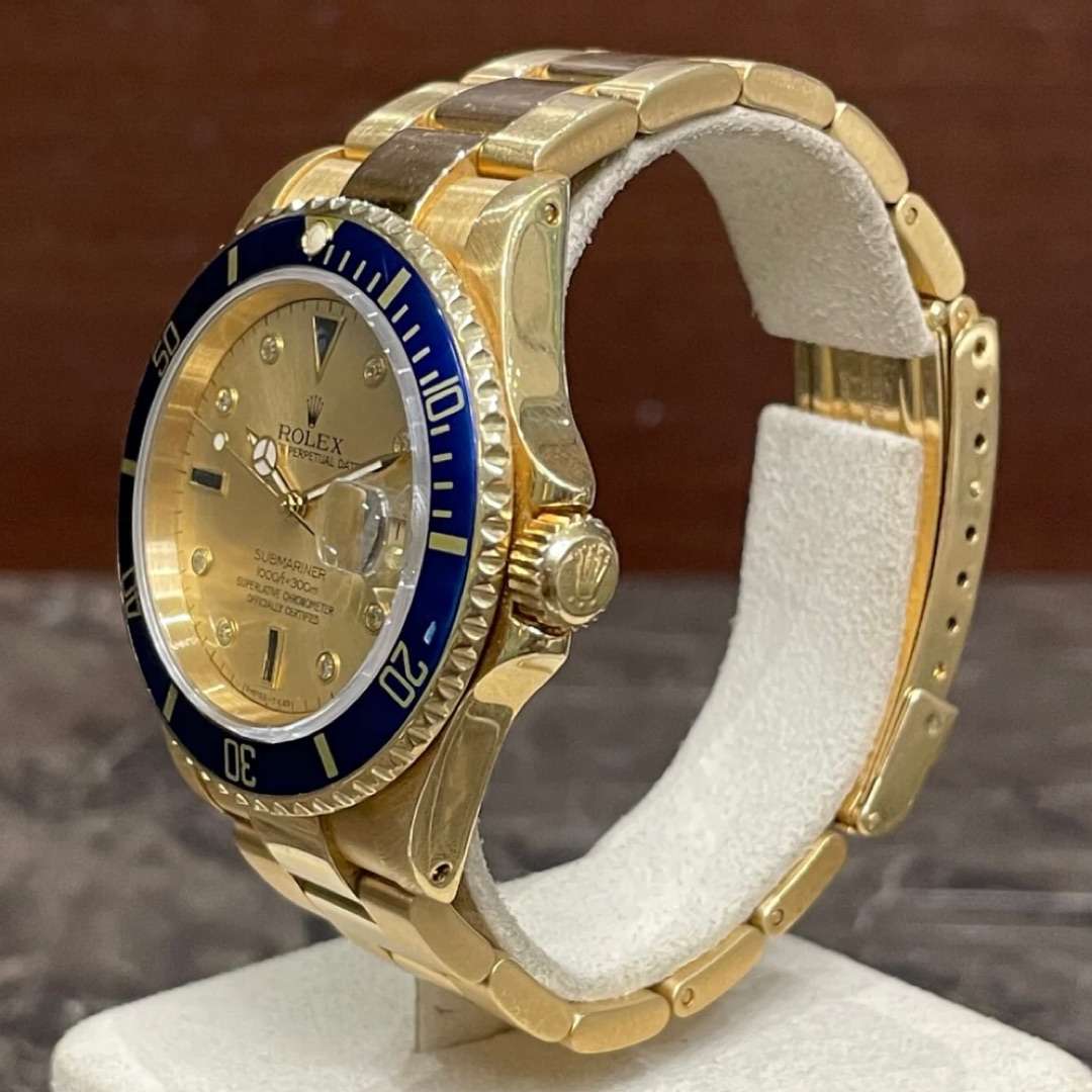 RolexSubmariner Date fgw-853 2 RolexSubmariner Date fgw-853 2