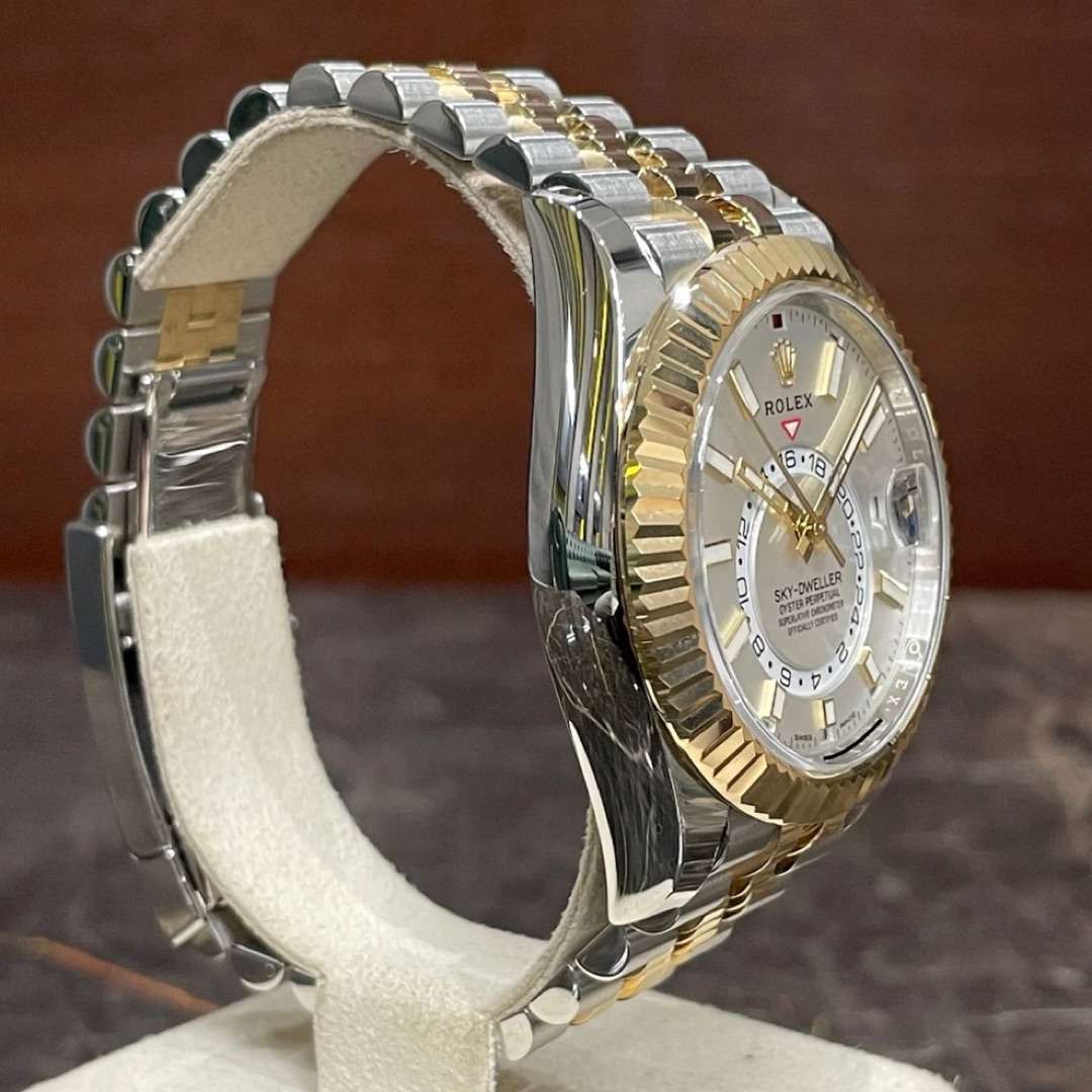 RolexSky-Dweller vtf-133 1 RolexSky-Dweller vtf-133 1