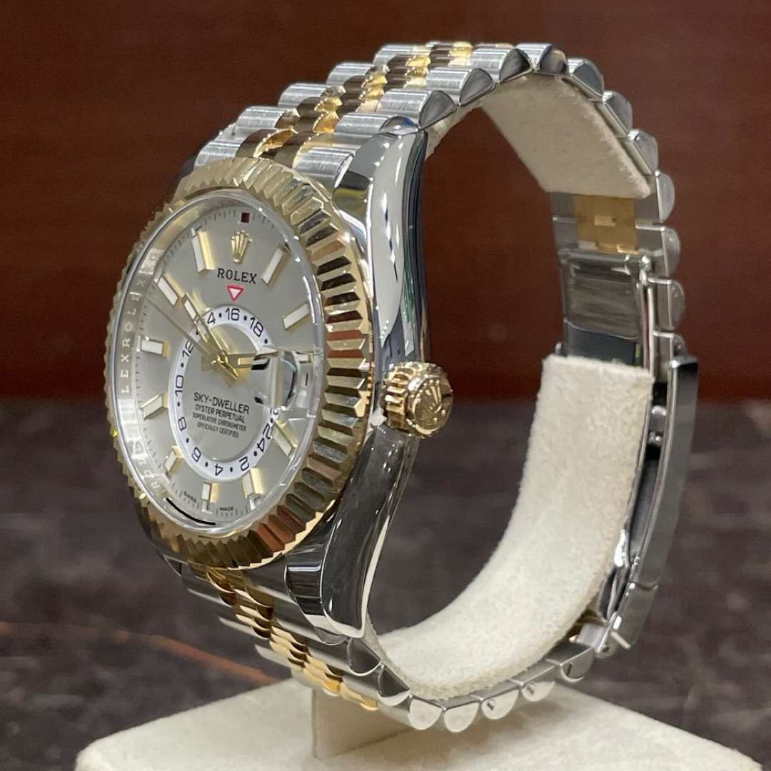 RolexSky-Dweller vtf-133 2 RolexSky-Dweller vtf-133 2