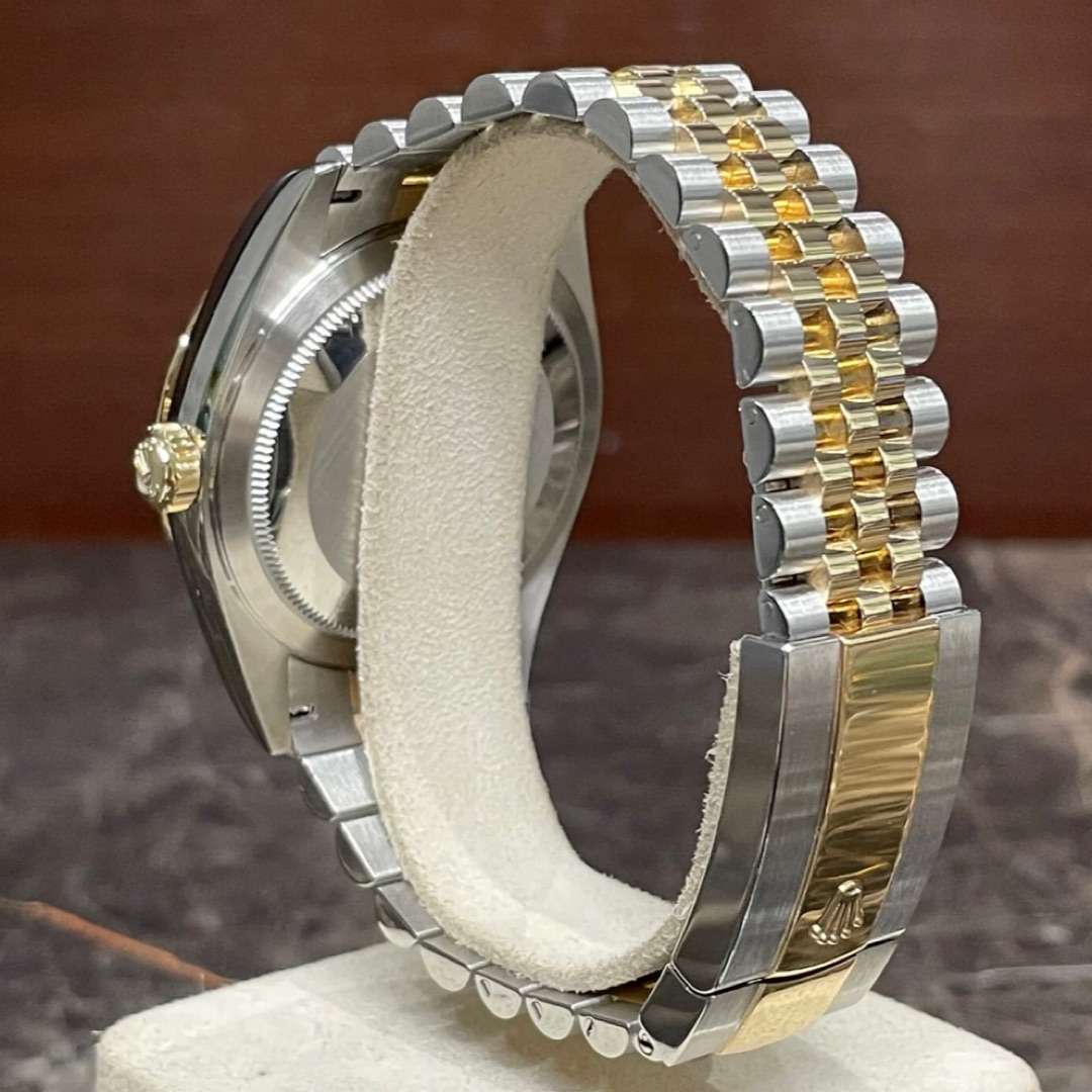 RolexSky-Dweller vtf-133 3 RolexSky-Dweller vtf-133 3