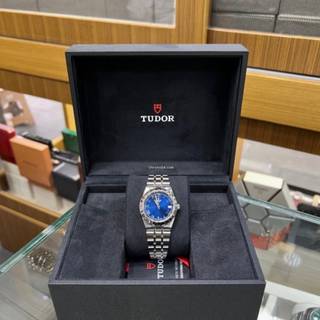 Tudor Royal Tudor Royal