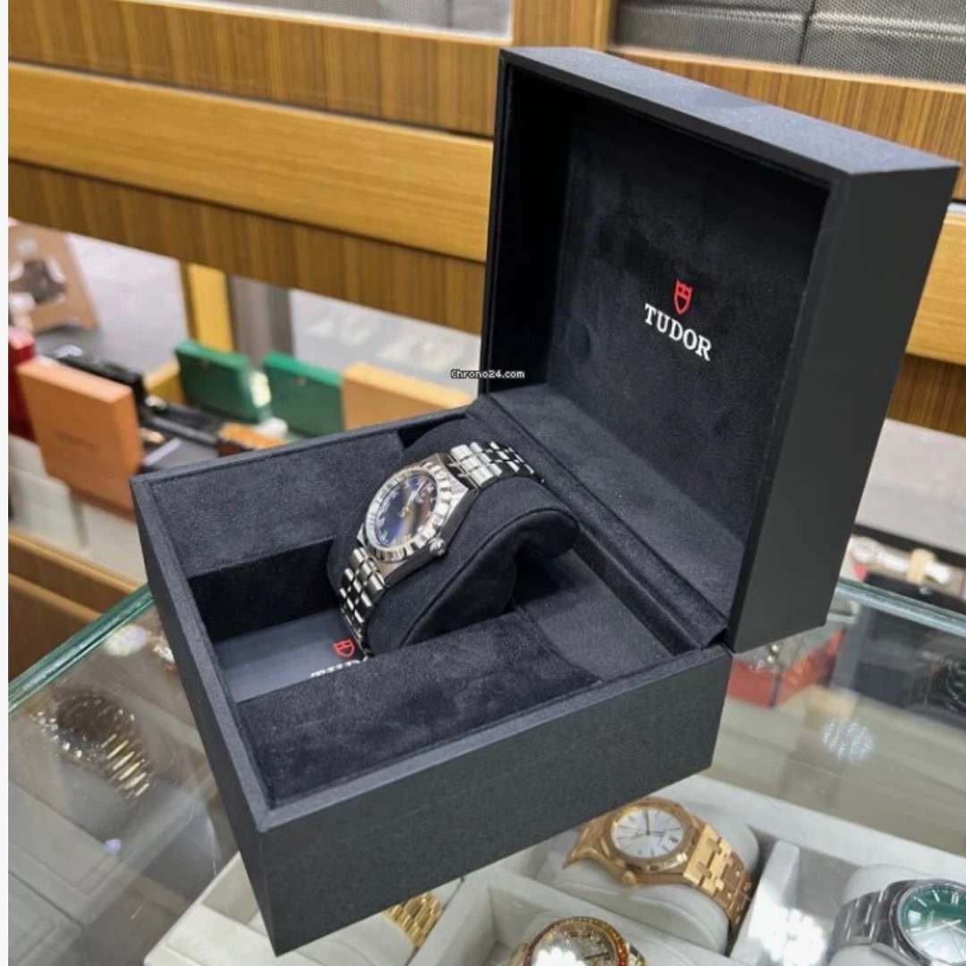 TudorRoyal jty-102 1 TudorRoyal jty-102 1