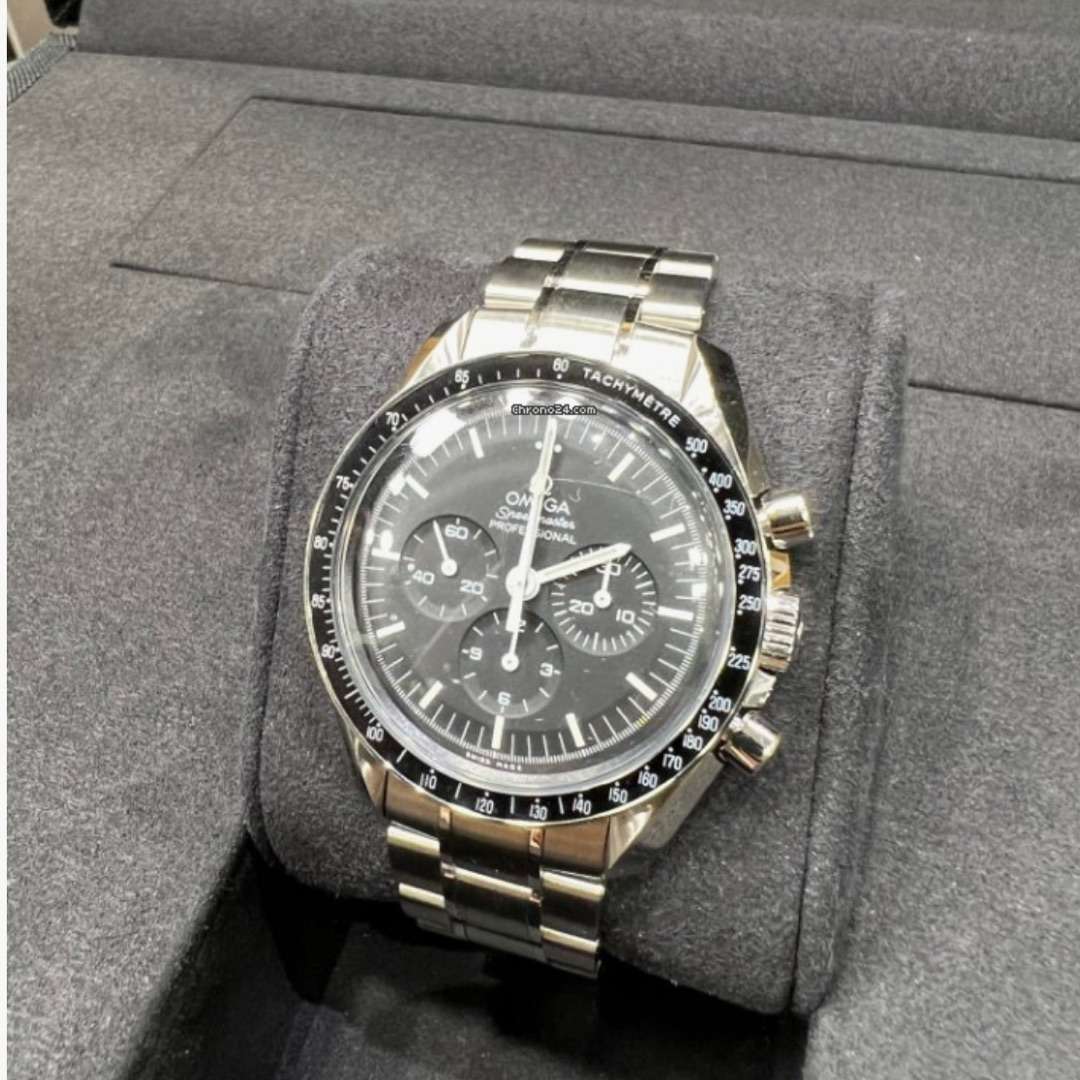 OmegaSpeedmaster Moonwatch mvt-952 2 OmegaSpeedmaster Moonwatch mvt-952 2