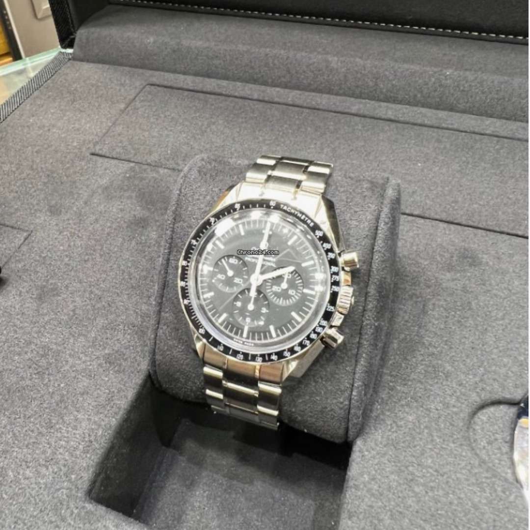 OmegaSpeedmaster Moonwatch mvt-952 3 OmegaSpeedmaster Moonwatch mvt-952 3