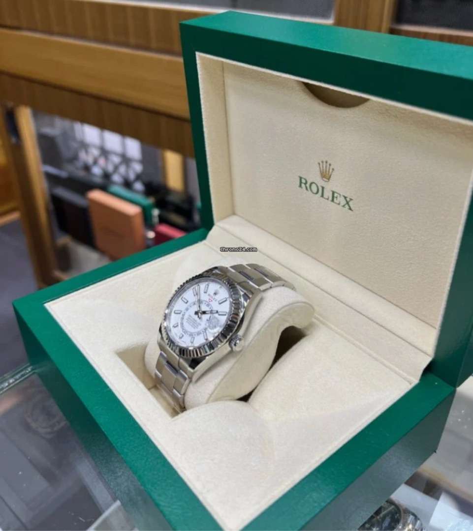 RolexSky-Dweller vcf-370 1 RolexSky-Dweller vcf-370 1