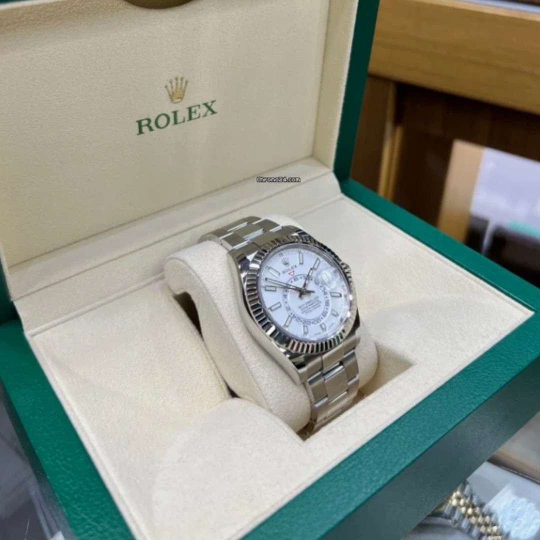 RolexSky-Dweller vcf-370 2 RolexSky-Dweller vcf-370 2