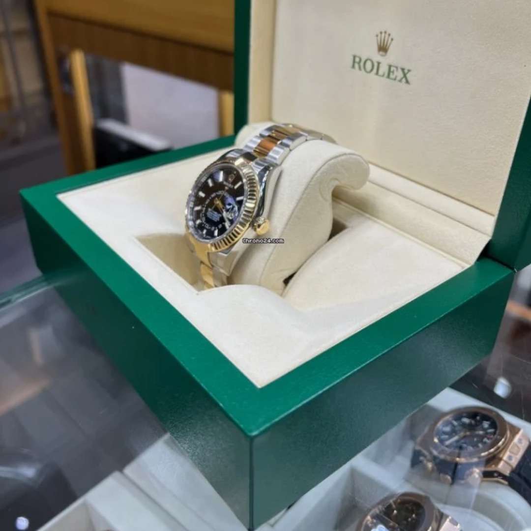 RolexSky-Dweller ovw-447 0 RolexSky-Dweller ovw-447 0