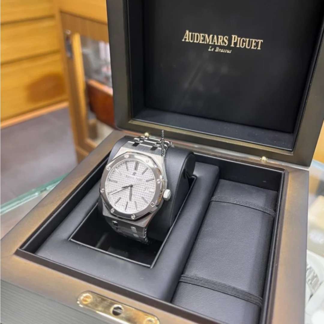 Audemars PiguetRoyal Oak Selfwinding dww-124 1 Audemars PiguetRoyal Oak Selfwinding dww-124 1