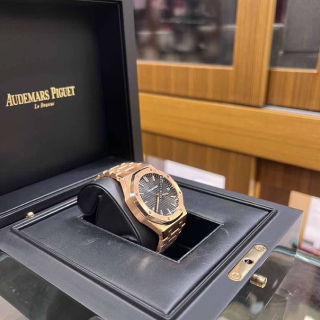 Audemars PiguetRoyal Oak zjt-225 1 Audemars PiguetRoyal Oak zjt-225 1