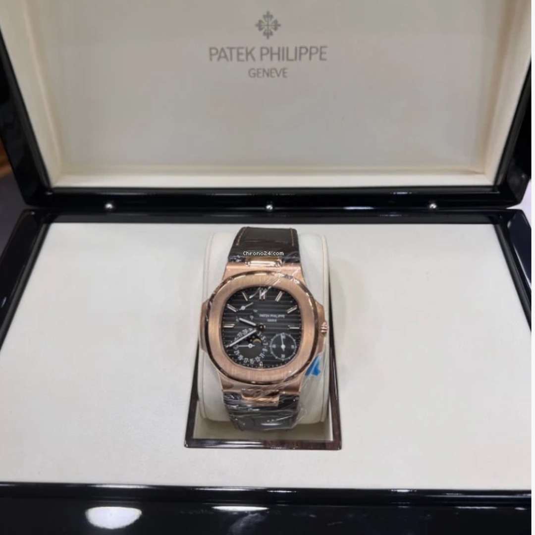 Patek PhilippeNautilus nol-021 0 Patek PhilippeNautilus nol-021 0