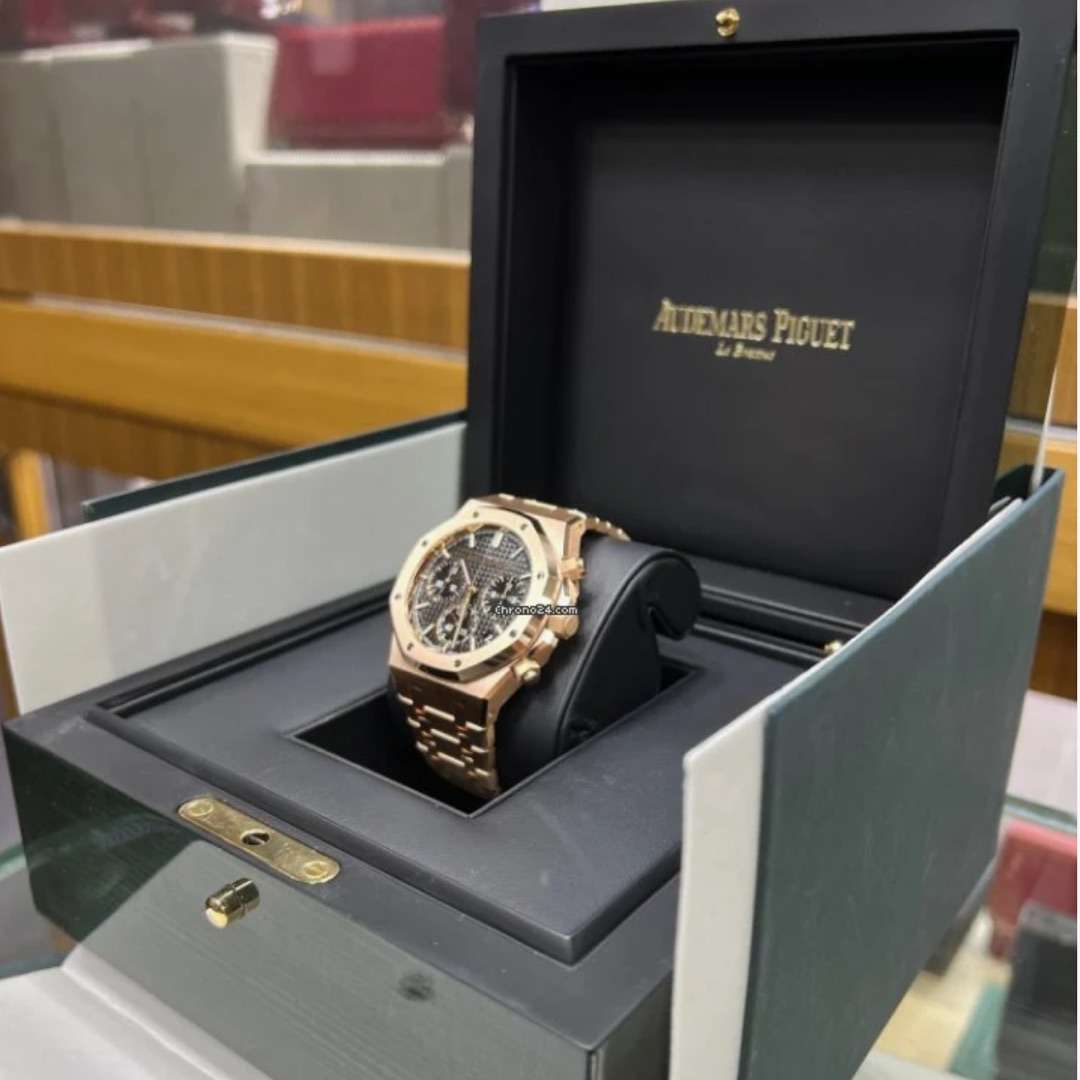 Audemars PiguetRoyal Oak nzo-205 1 Audemars PiguetRoyal Oak nzo-205 1