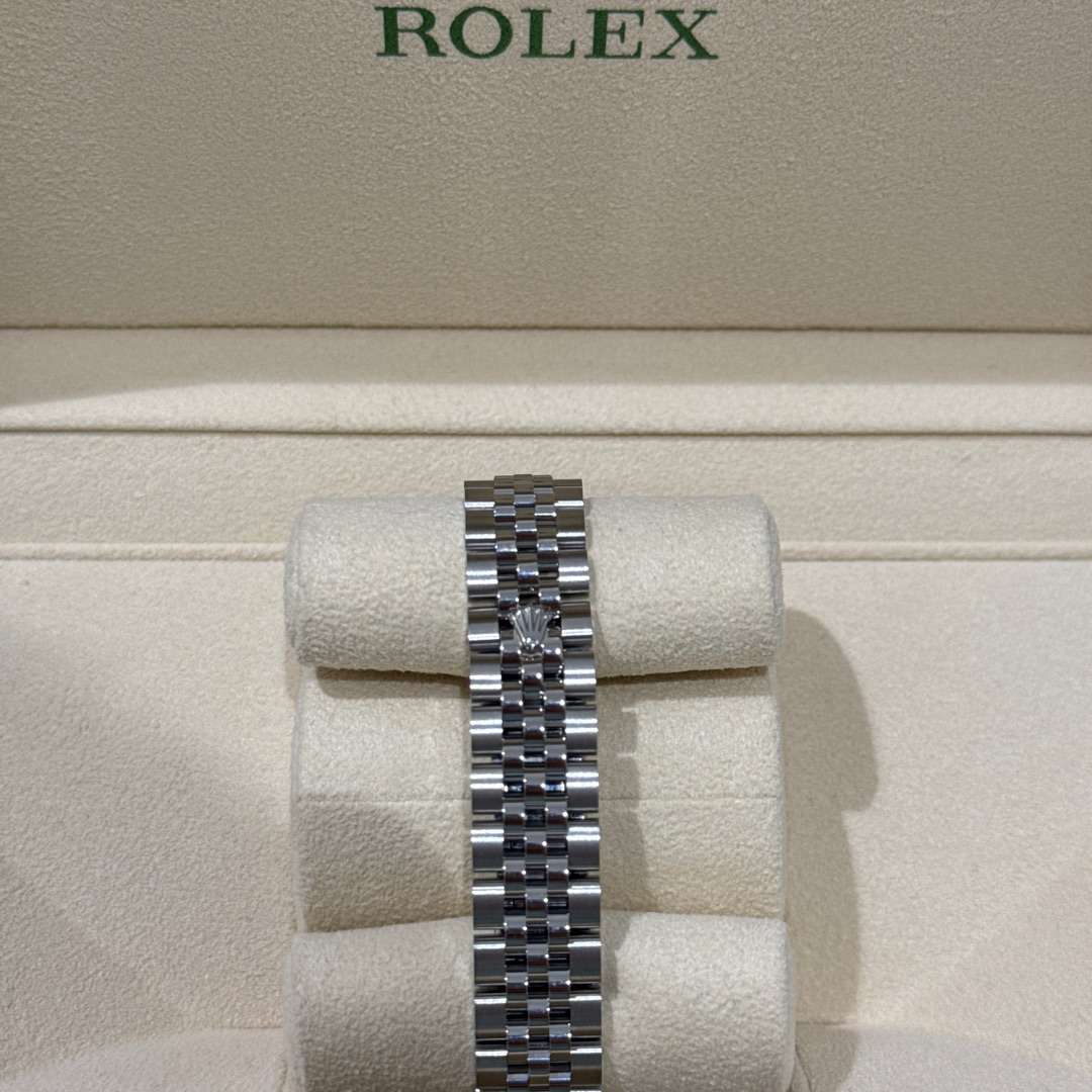 RolexDatejust dot-740 5 RolexDatejust dot-740 5