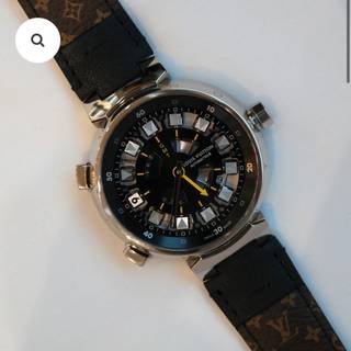 PRE-OWNED LOUIS VUITTON TAMBOUR VVV SPIN TIME PRE-OWNED LOUIS VUITTON TAMBOUR VVV SPIN TIME