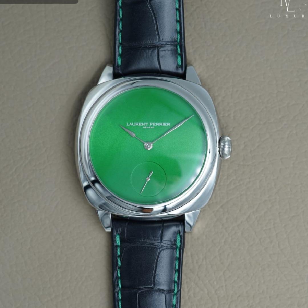 Laurent FerrierGalet Square gue-590 Laurent FerrierGalet Square gue-590
