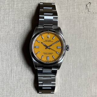 Rolex Oyster Perpetual 36 Yellow Dial
Rolex Oyster Perpetual 36 Yellow Dial