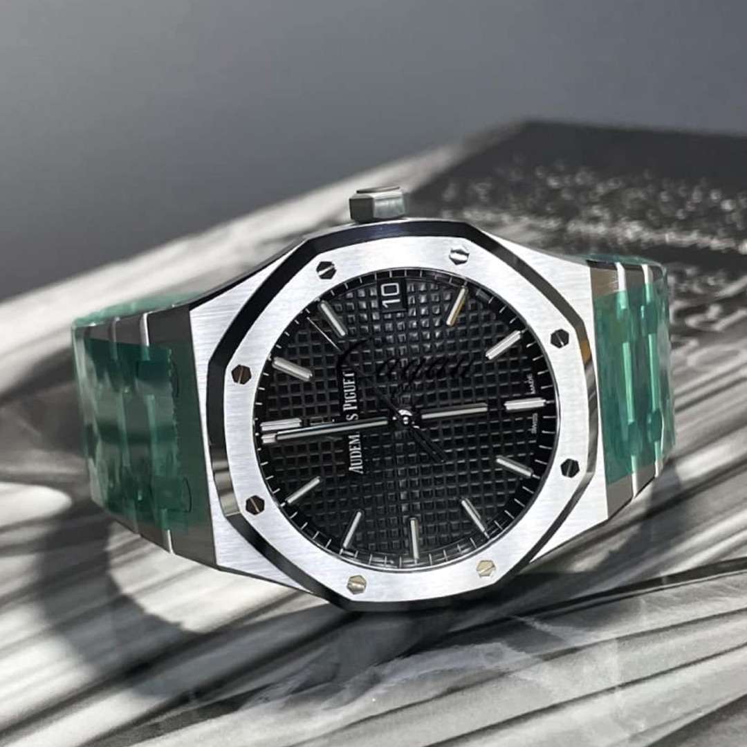 Audemars PiguetRoyal Oak Selfwinding btw-820 0 Audemars PiguetRoyal Oak Selfwinding btw-820 0