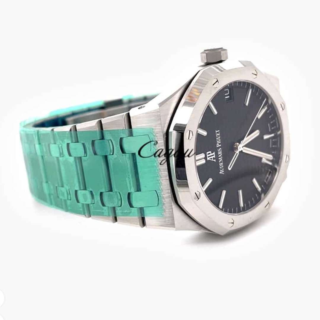 Audemars PiguetRoyal Oak Selfwinding btw-820 2 Audemars PiguetRoyal Oak Selfwinding btw-820 2