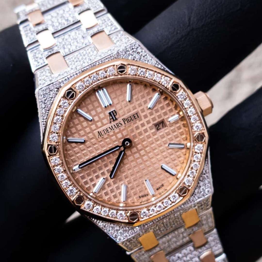 Audemars PiguetRoyal Oak lge-885 2 Audemars PiguetRoyal Oak lge-885 2