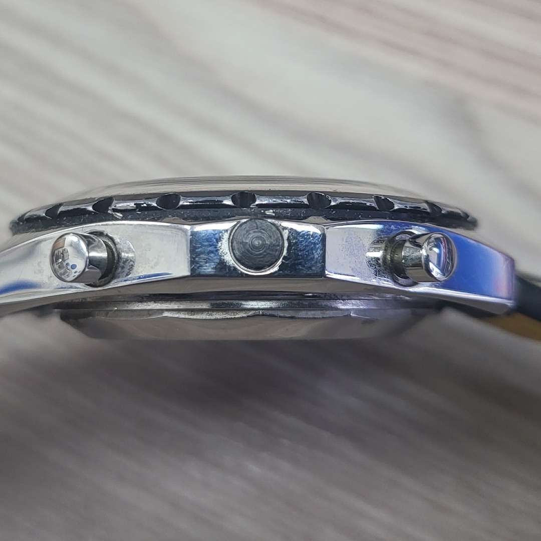 BreitlingNavitimer neo-530 3 BreitlingNavitimer neo-530 3